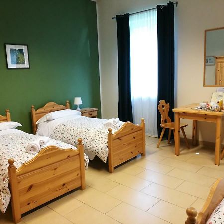 Il Rio Di Vorno Hotel คาปานโนริ ภายนอก รูปภาพ