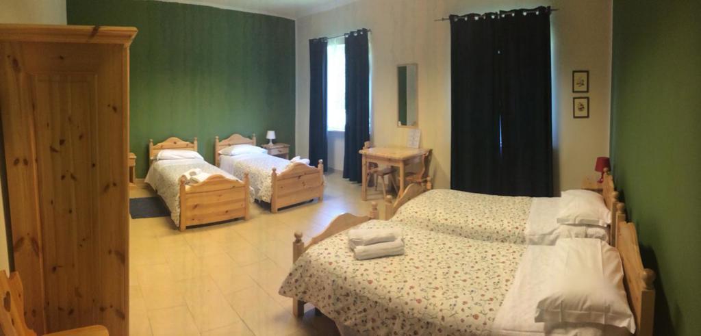 Il Rio Di Vorno Hotel คาปานโนริ ห้อง รูปภาพ