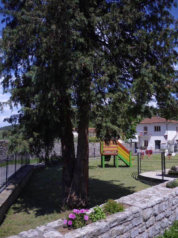 Il Rio Di Vorno Hotel คาปานโนริ ภายนอก รูปภาพ