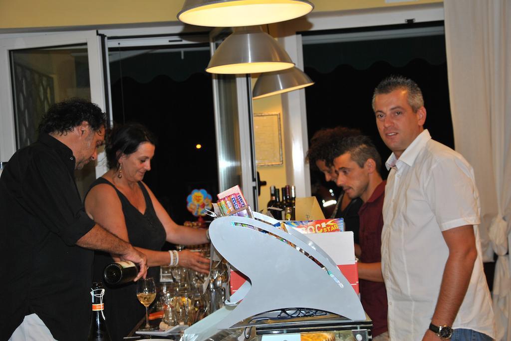 Il Rio Di Vorno Hotel คาปานโนริ ภายนอก รูปภาพ