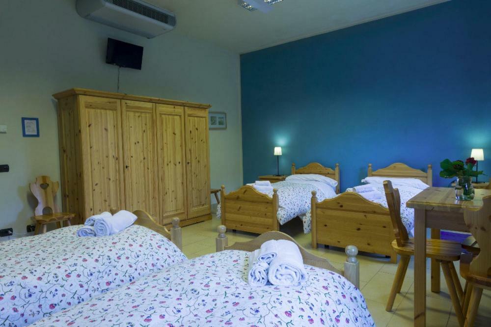 Il Rio Di Vorno Hotel คาปานโนริ ภายนอก รูปภาพ