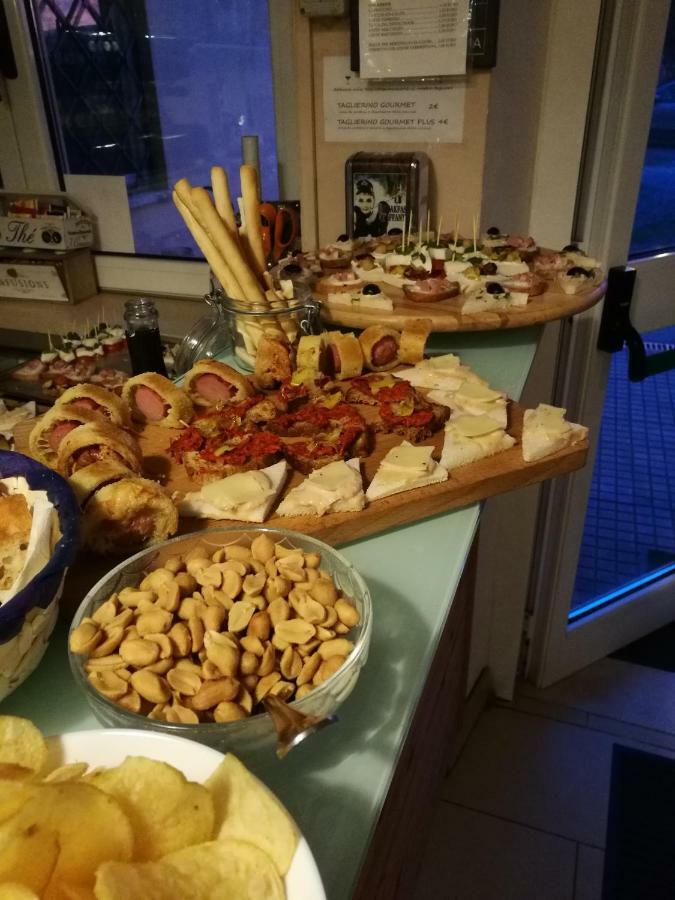 Il Rio Di Vorno Hotel คาปานโนริ ภายนอก รูปภาพ