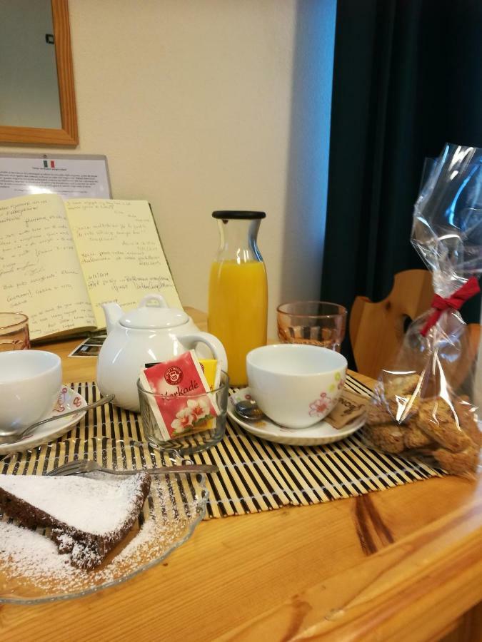 Il Rio Di Vorno Hotel คาปานโนริ ภายนอก รูปภาพ